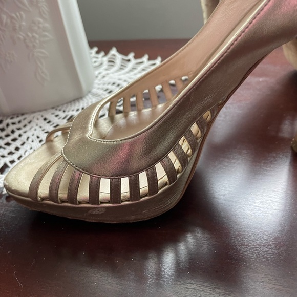 Size 8.5 Christian Dior Gold platform sandals - Picture 8 of 9